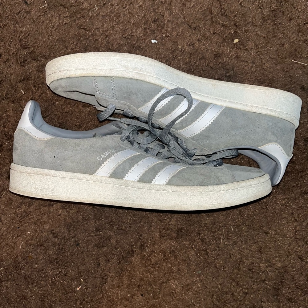 Adidas campus